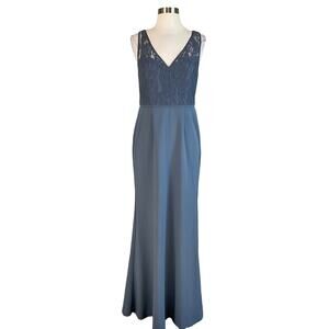 Adrianna Papell Blue Lace and Crepe Evening Gown Size 6 Sleeveless Long Dress